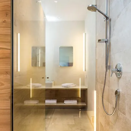 Holztau Appartement *