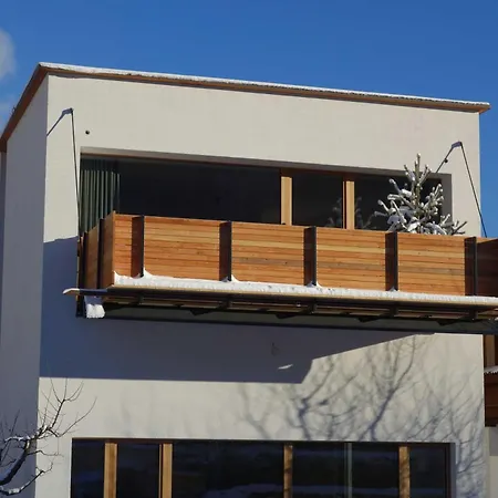 Holztau 公寓 普范德斯